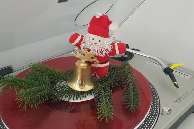 Weihnachten auf dem Plattenteller. (c) Der Vinylist